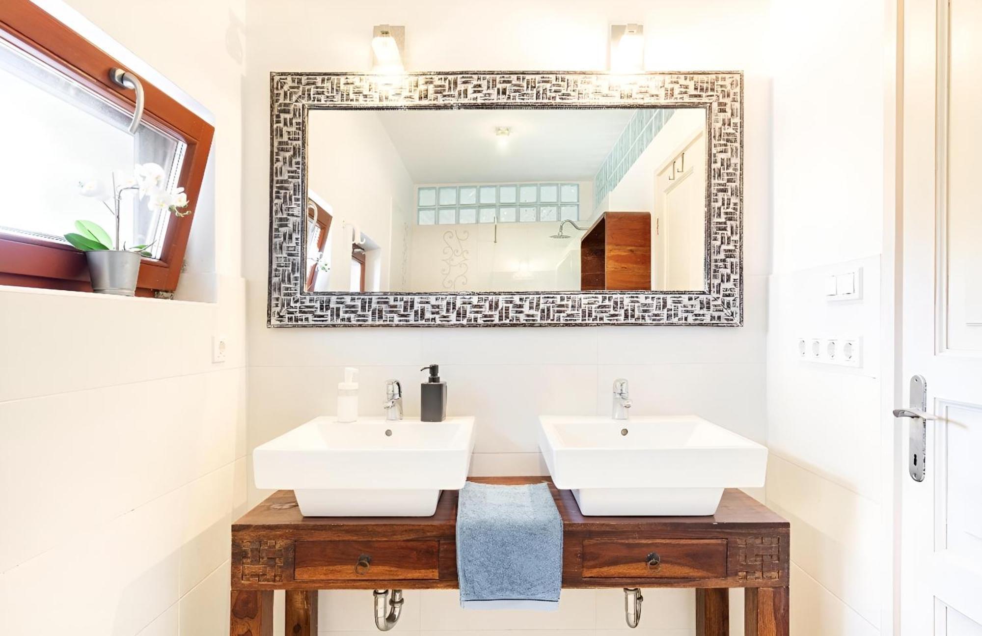 Maharaja Mountain Palace With Free Privat Parking And Garden Budapest Ngoại thất bức ảnh